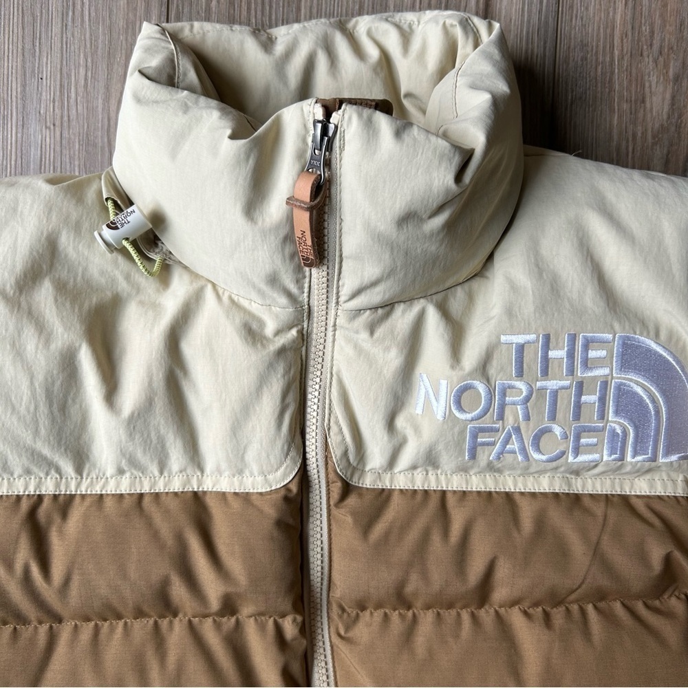 The North Face | 92 Low-Fi Hi-Tek Nuptse S Limited Edition (S) - Picture 2 of 14